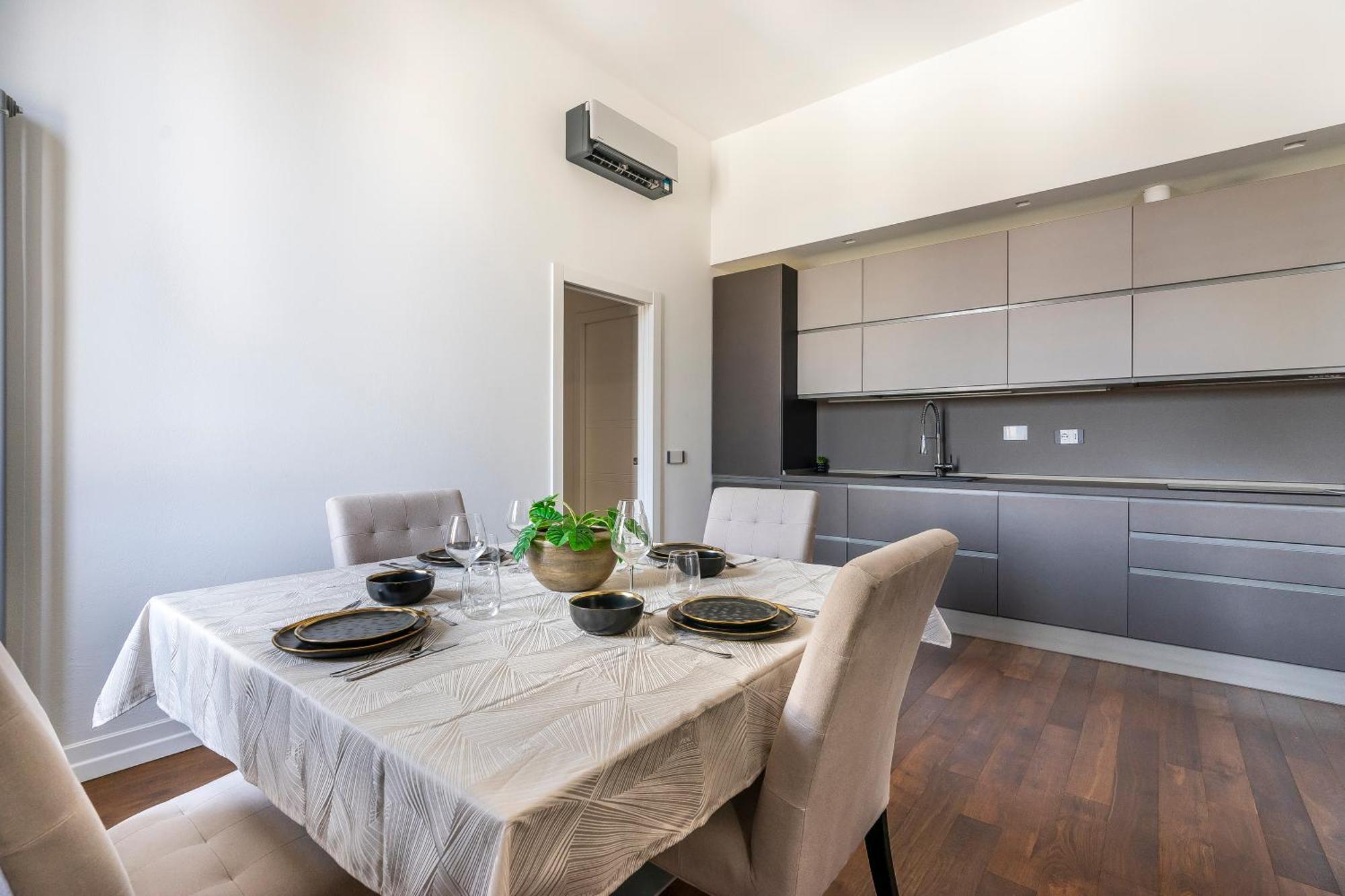 San Marco Black Appartamento Luxury Con Terrazzo E Parcheggio Su Richiesta フィレンツェ エクステリア 写真