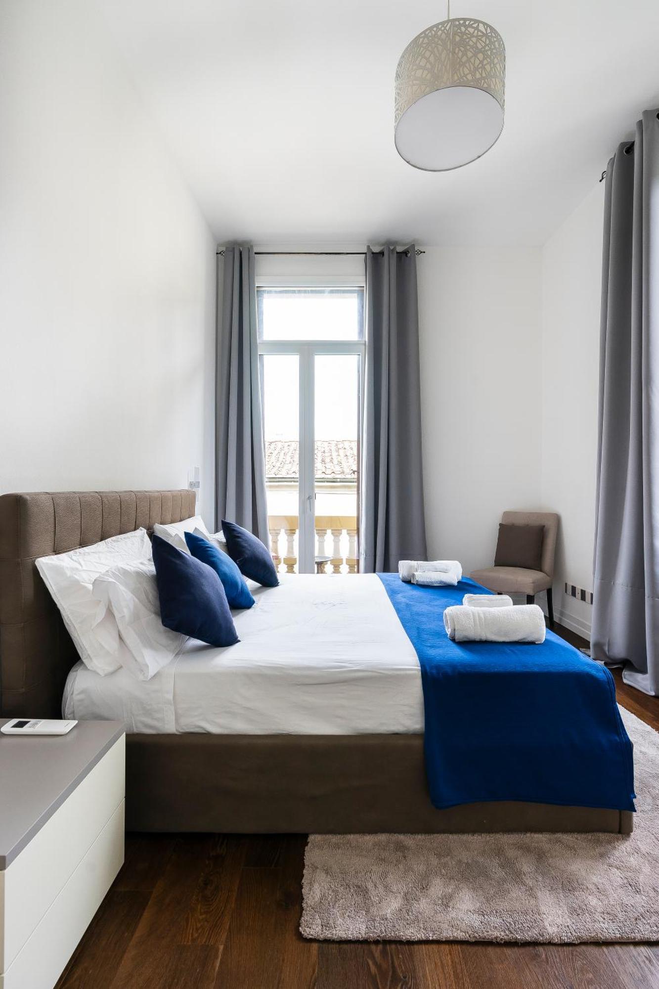San Marco Black Appartamento Luxury Con Terrazzo E Parcheggio Su Richiesta フィレンツェ エクステリア 写真